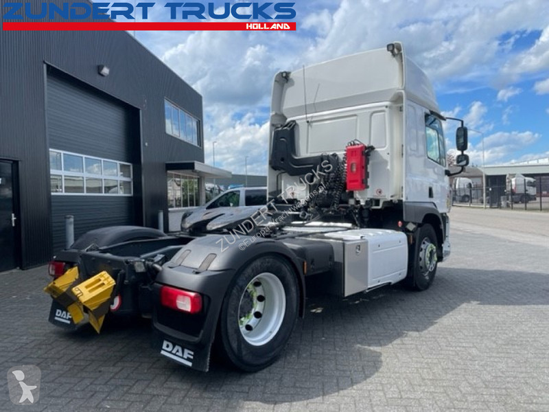 Tracteur DAF 440 SPACECAB ADR