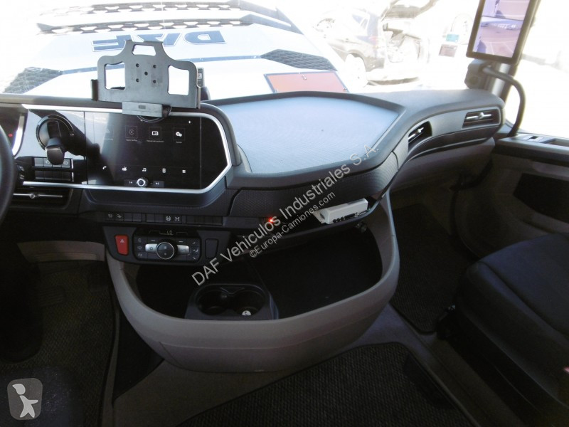 Traktor DAF 480 FT 4X2