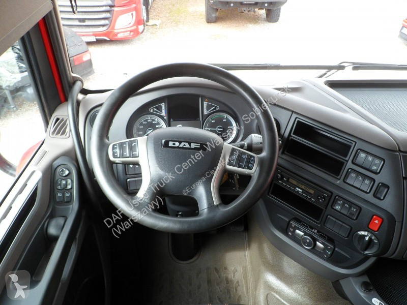 Traktor DAF 480 FT LOW DECK 4X2