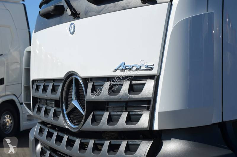 Traktor Mercedes