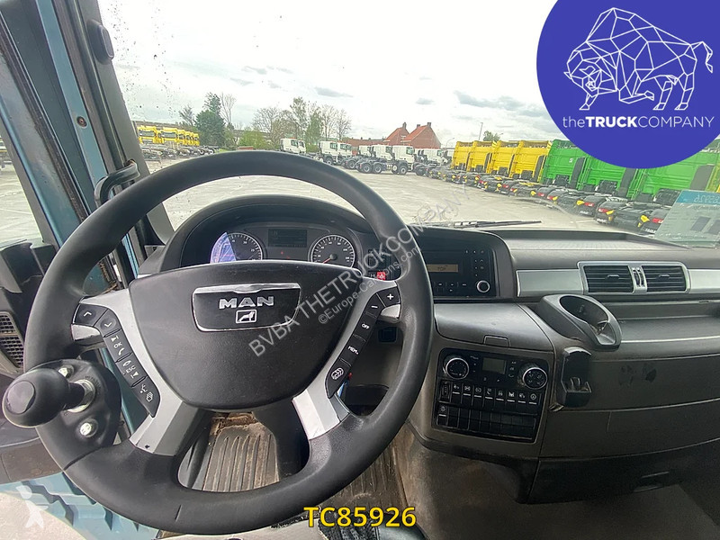 Traktor MAN 430