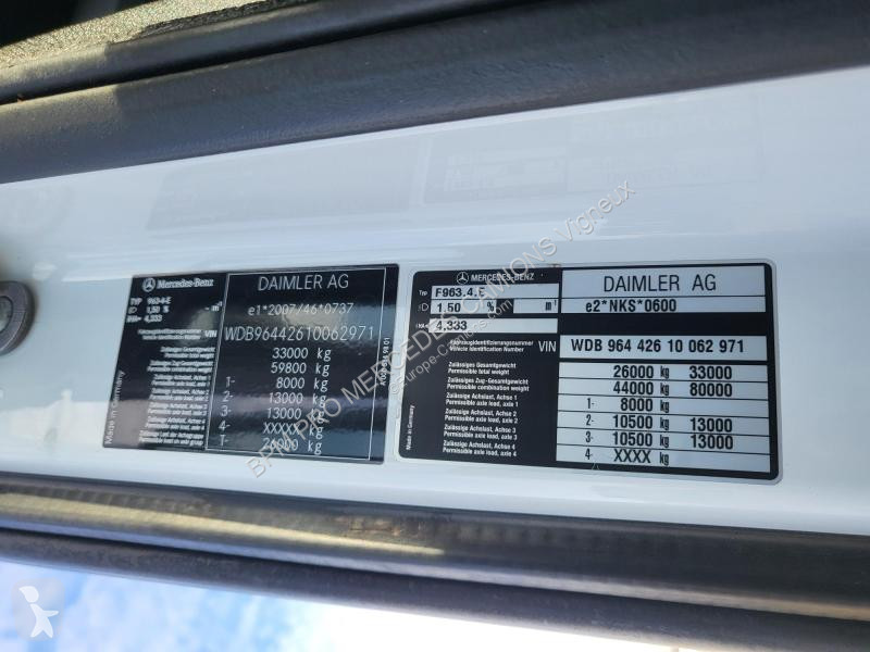 Tracteur Mercedes 3352 E6