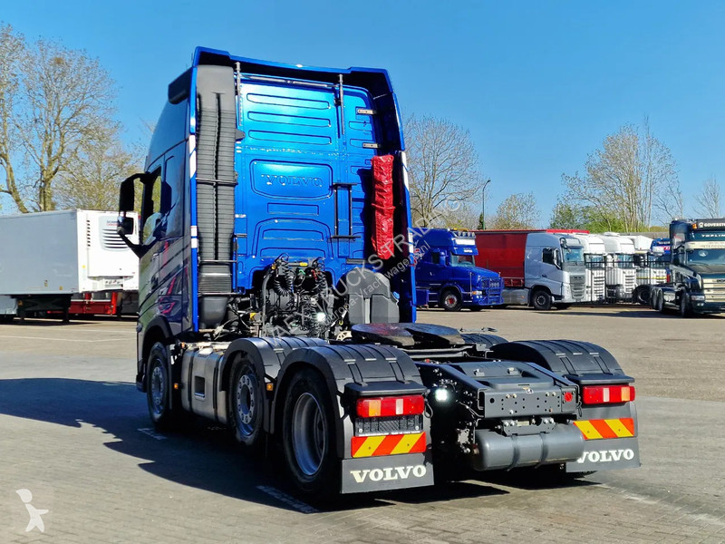 Traktor Volvo 13500 Globetrotter XL 6x2 - I...