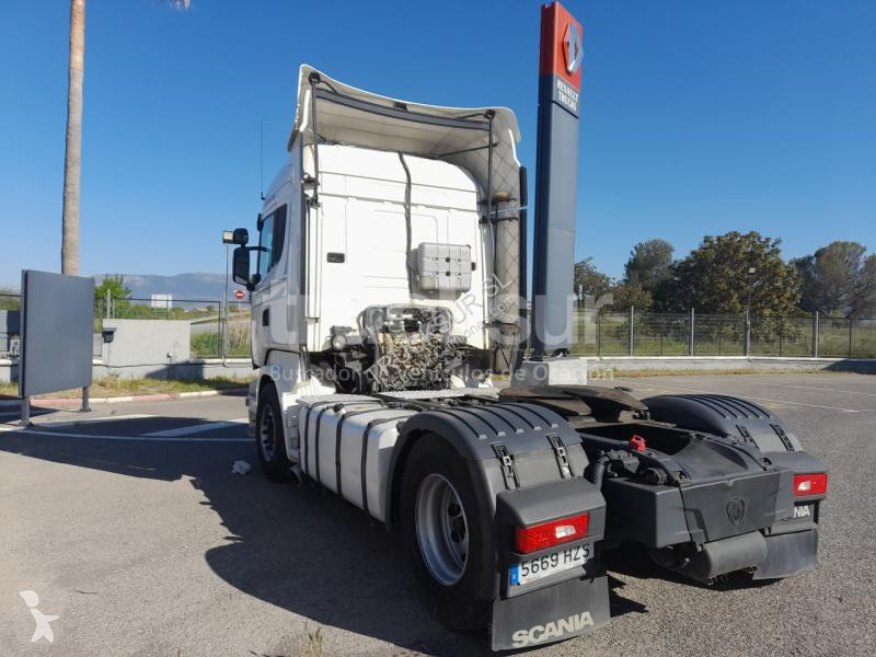 Traktor Scania 520