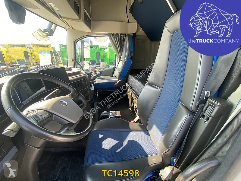 Traktor Volvo 500