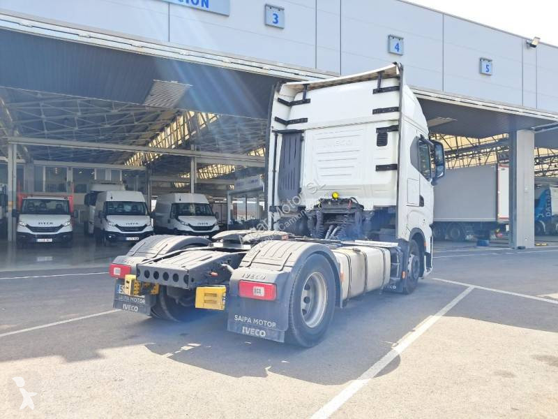 Tracteur Iveco