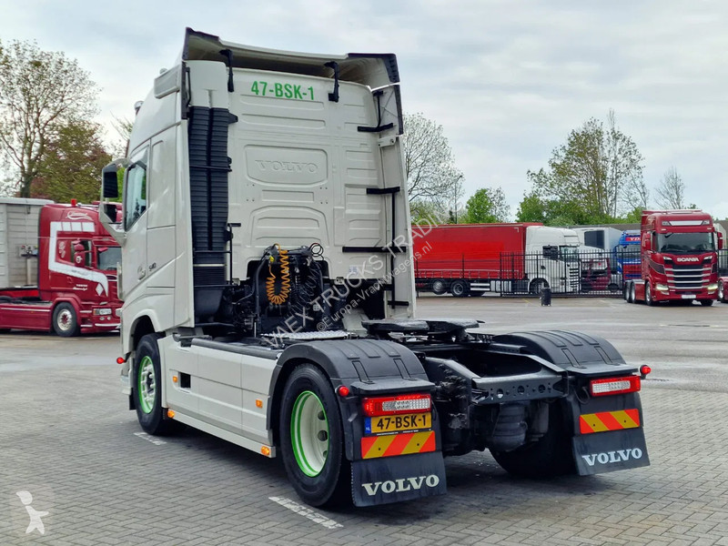Traktor Volvo 13540 Globetrotter 4x2 - Custom...