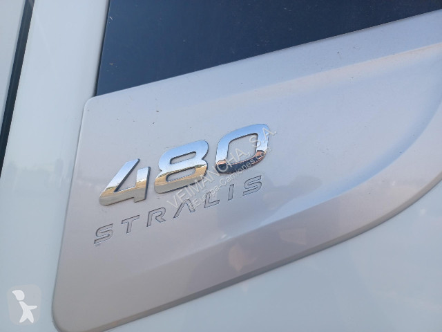 جرار Iveco Stralis AS440S48T/P