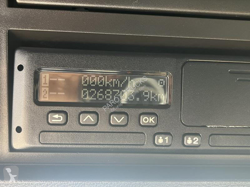 Traktor MAN 18.470