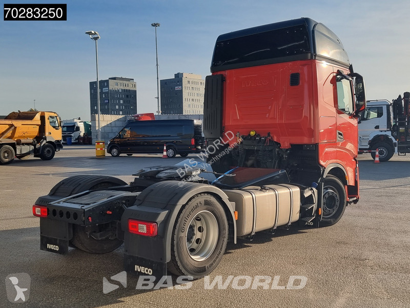 Tractor Iveco S-Way 490 4X2 DAMAGED! chassis...