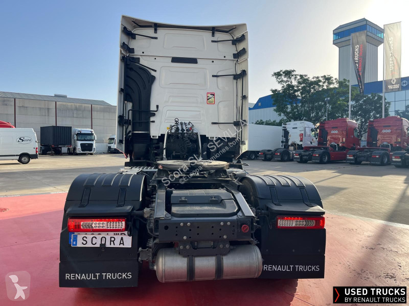 Traktor Renault