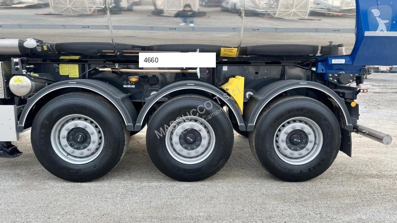 Traktor Renault T3SP38