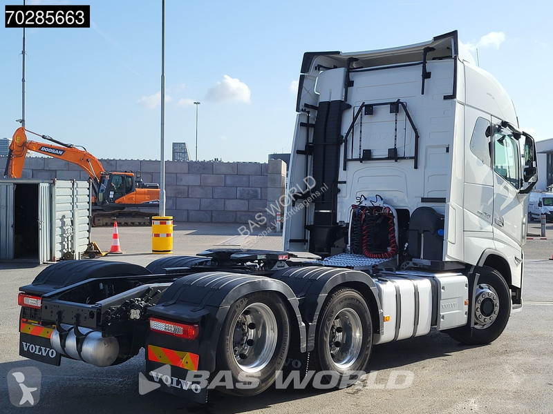 Traktor Volvo 750 6X4 6x6 X-Track Liftachse...