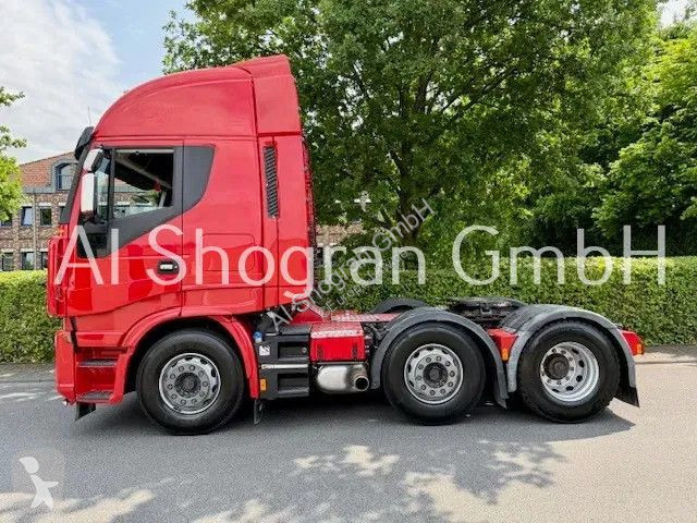 Tracteur Iveco 560...