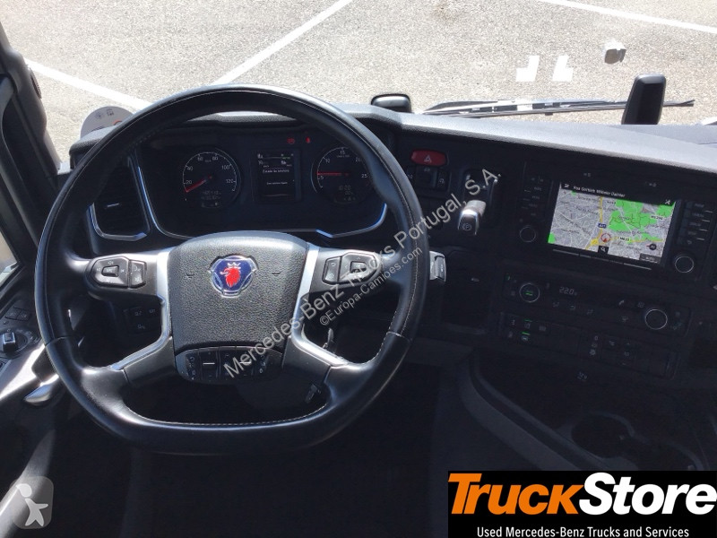 Traktor Scania 450