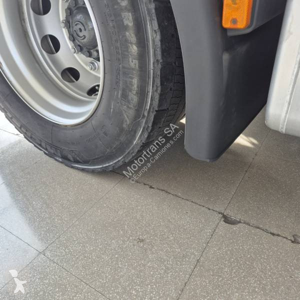 Traktor Iveco