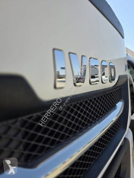 Tracteur Iveco