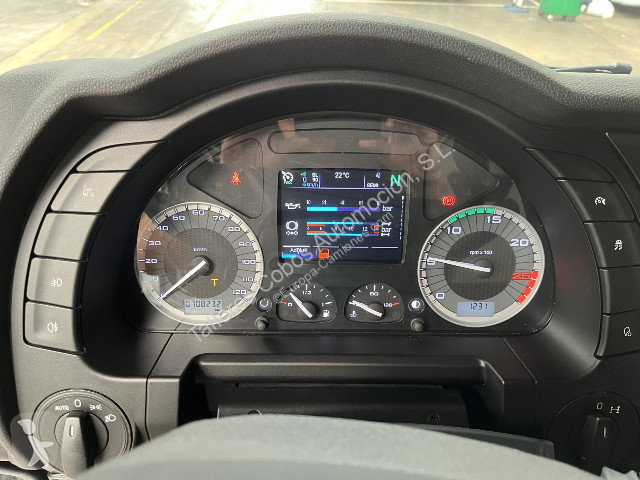 Traktor Iveco S-Way AS440S49T/P