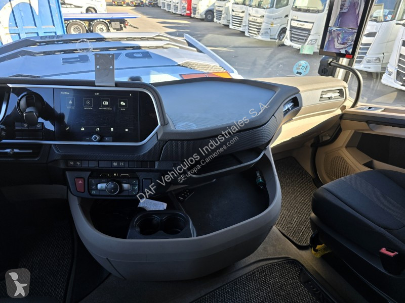 Traktor DAF 480 FT 4X2