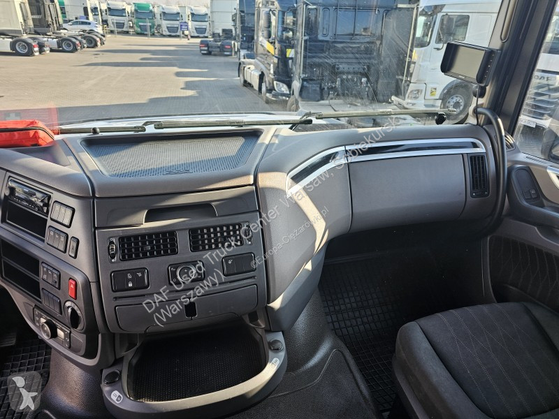 Tahač DAF 480 FT LOW DECK 4X2