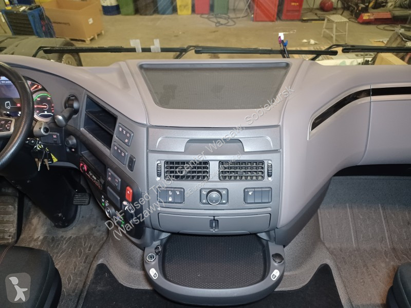 Traktor DAF 480 FT 4X2