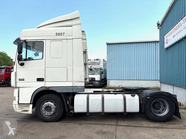 Tracteur DAF 105460 SPACECAB (4 IDENTICAL UNITS...