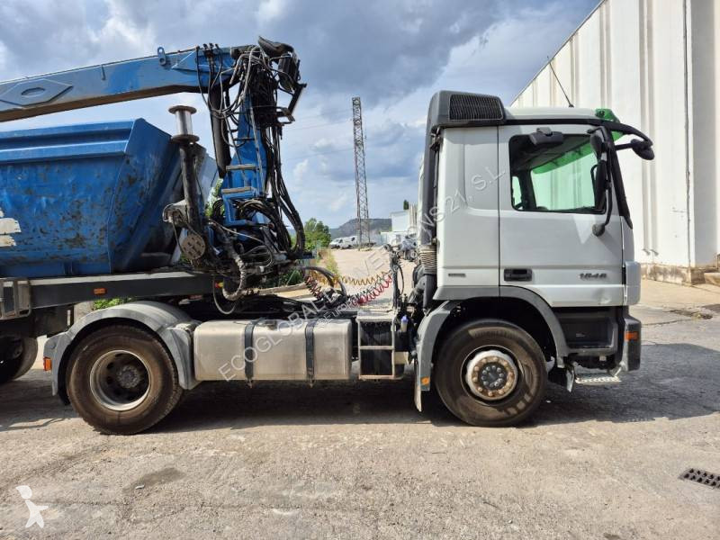 Traktor Mercedes