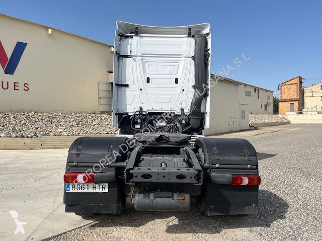 Traktor Mercedes