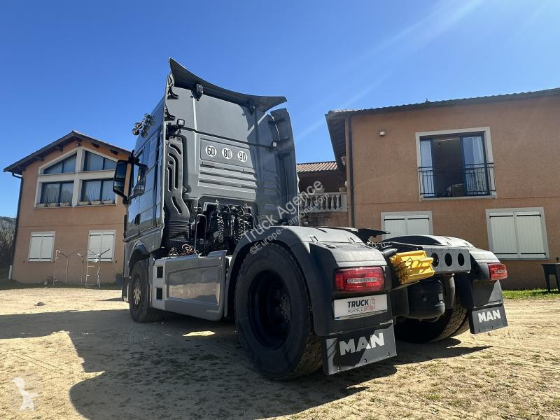 Traktor MAN 18.510