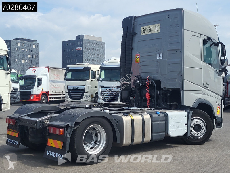 Tractor Volvo FH  4X2 VEB+ I-ParkCool 2xTanks...