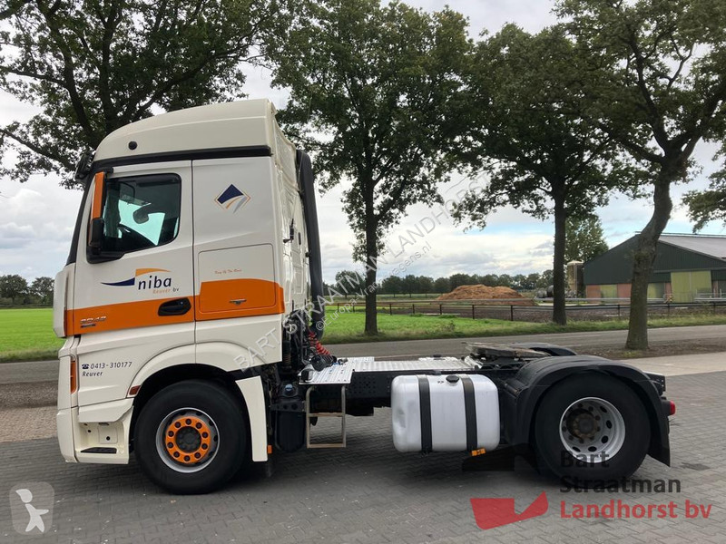 Traktor Mercedes 1842/2042 4x2 Euro 5 Trekker...