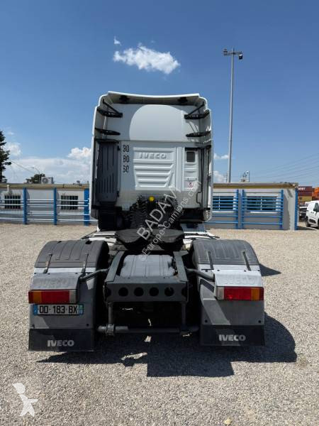 Traktor Iveco