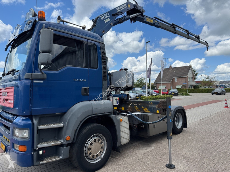 Tractor MAN 18.310, Crane Pesci SE155N/4,...