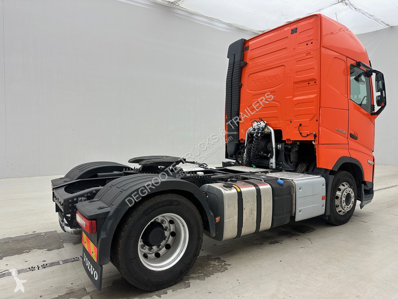 Traktor Volvo 500 Globetrotter