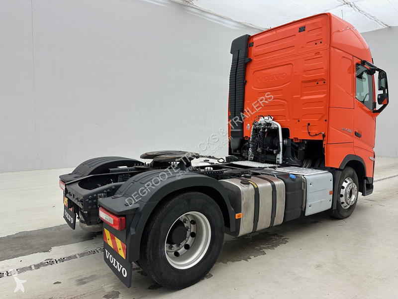Traktor Volvo 500 Globetrotter
