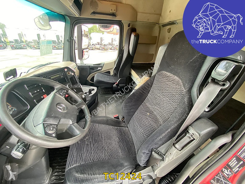 Traktor Mercedes 1842