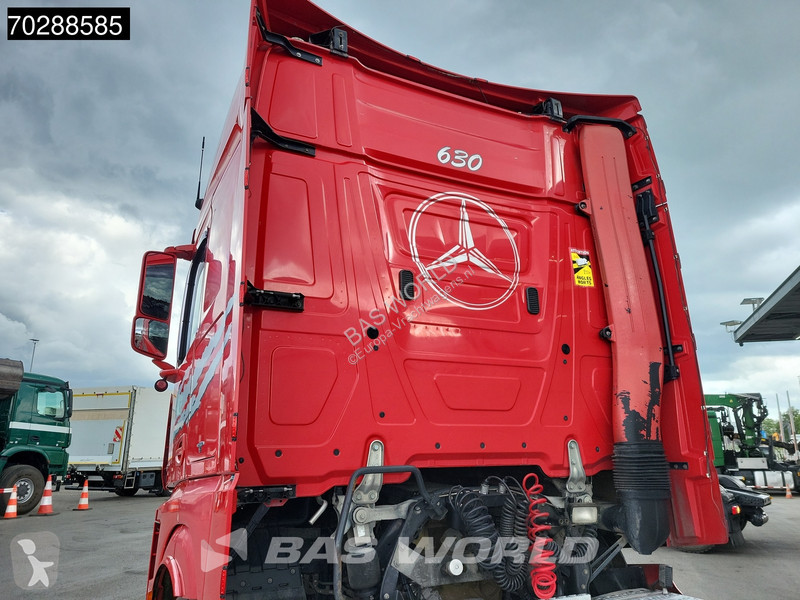Traktor Mercedes 2063 4X2 BigSpace Full-Air...