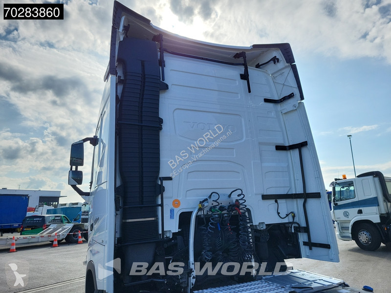 Traktor Volvo 500 4X2 2x Tanks VEB+ I-Park Cool...
