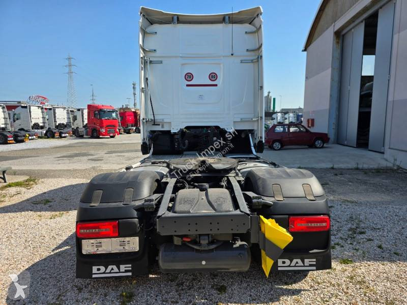 Traktor DAF