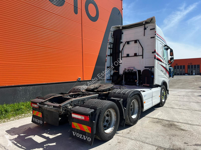 Tahač Volvo 6x2 GLOBE XL / ADR / RETARDER /...