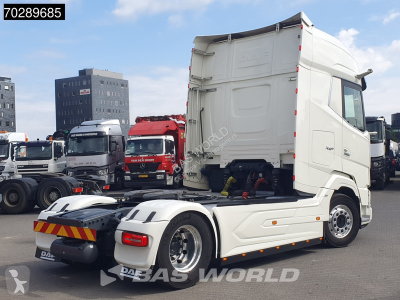 Tahač DAF + 530 4X2 Retarder 2x Tanks Leather...
