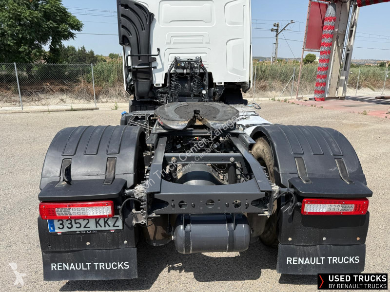 Traktor Renault