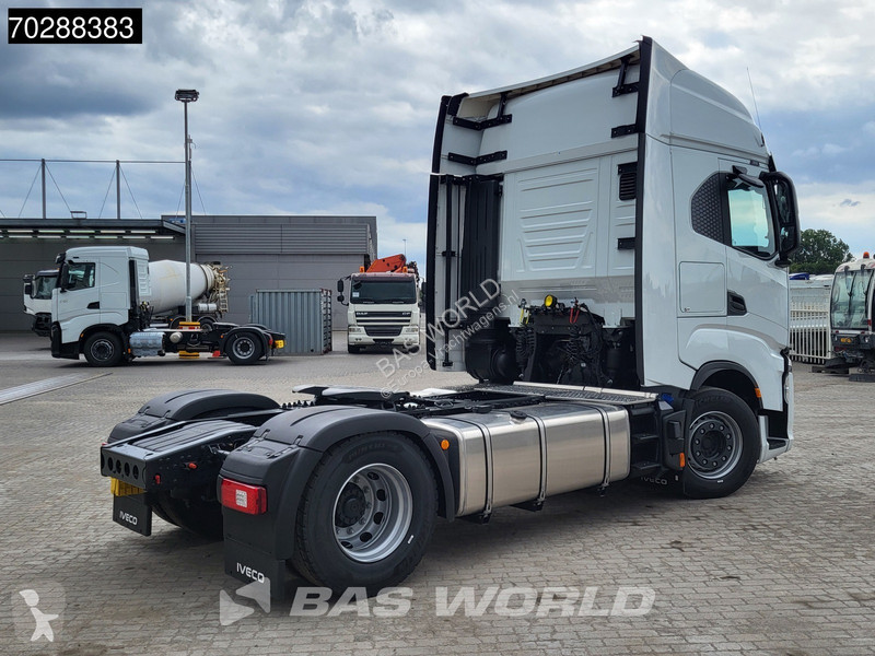 Trekker Iveco S-Way 580 4X2 2x Tanks ACC...