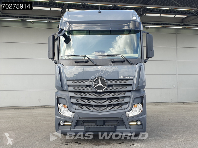 Tractor Mercedes 1851 4X2
