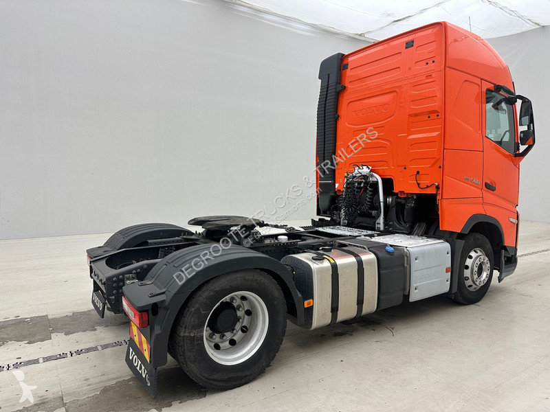 Traktor Volvo 500 Globetrotter