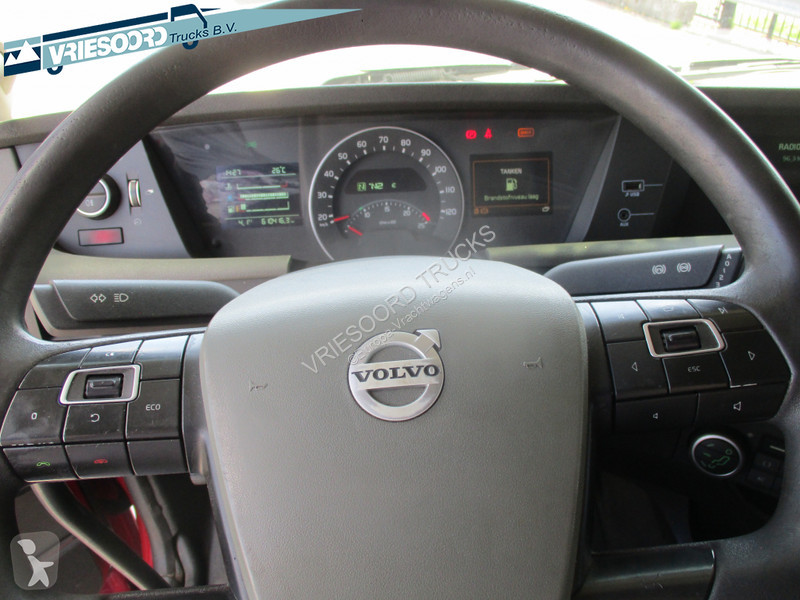 Tracteur Volvo 420 PK