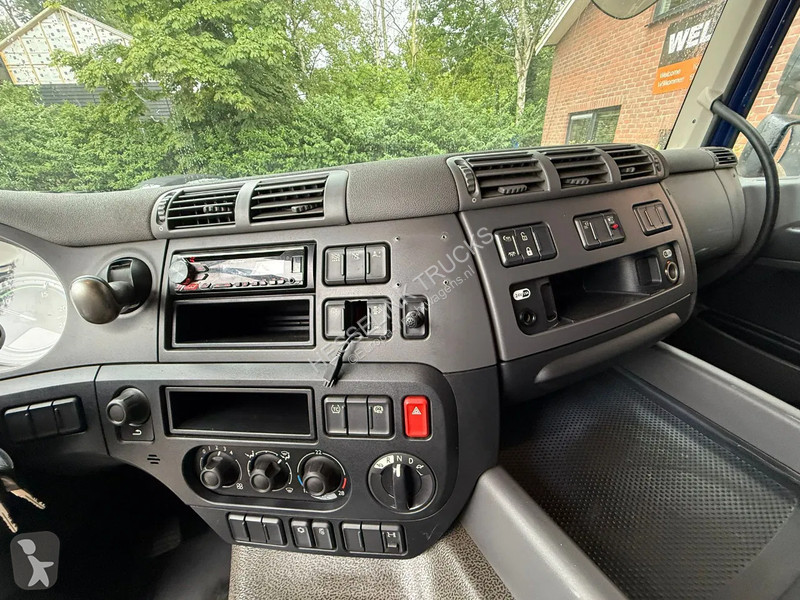 Trekker DAF 400 Space Cab side ACC 4x2...