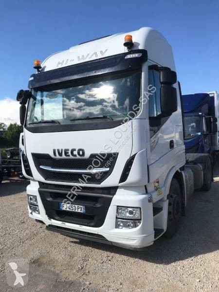 Traktor Iveco