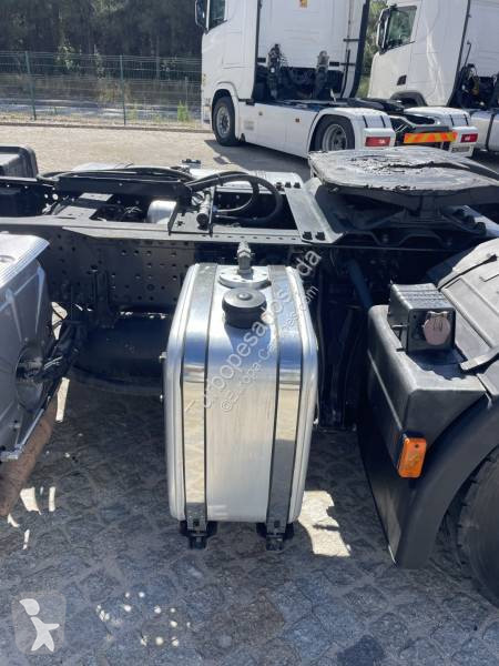 Traktor Iveco