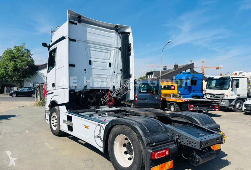 Traktor Mercedes 1853